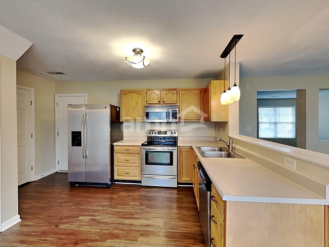 Building Photo - 3162 Bridlerun Dr