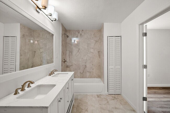 Foto del edificio - 33830 S Haines Creek Rd