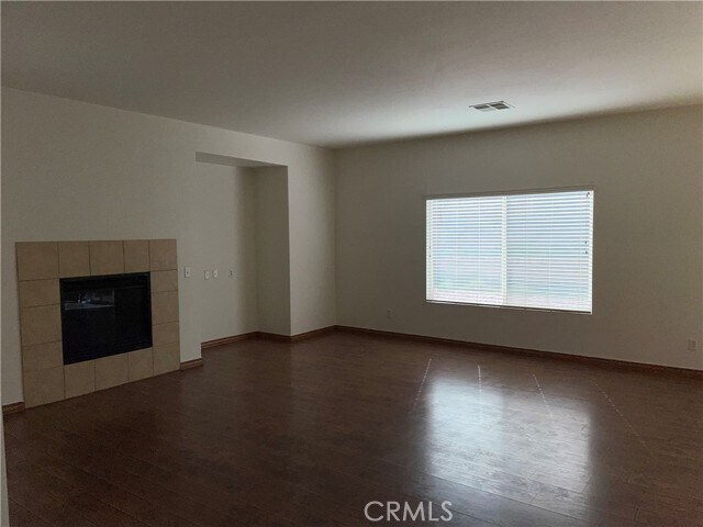 Foto del edificio - 12661 Luna Rd