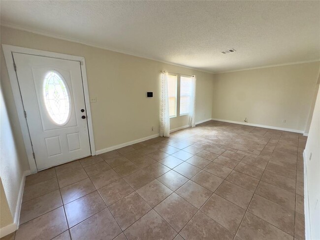 Foto del edificio - 4503 E Stassney Ln