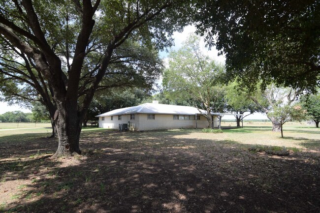 Foto del edificio - 2777 Wilson Valley Rd