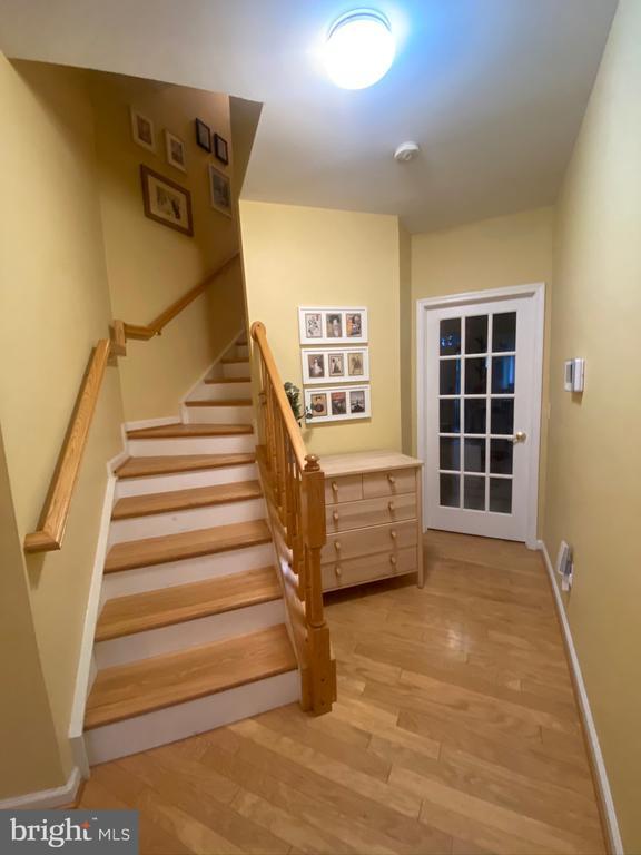 Building Photo - 5042 Grimm Dr
