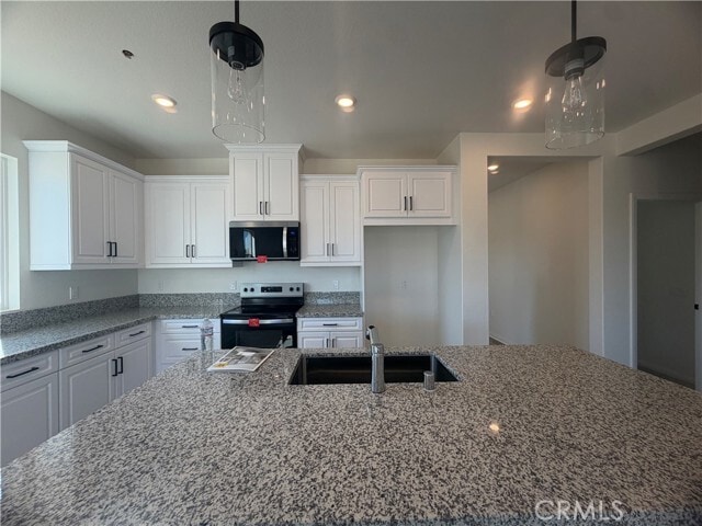 Building Photo - 29522 Blue Lk Ln