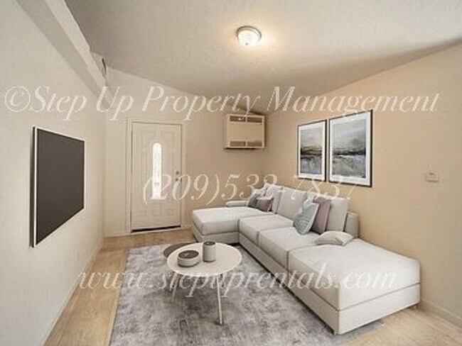 Foto del edificio - 11240 CA-49