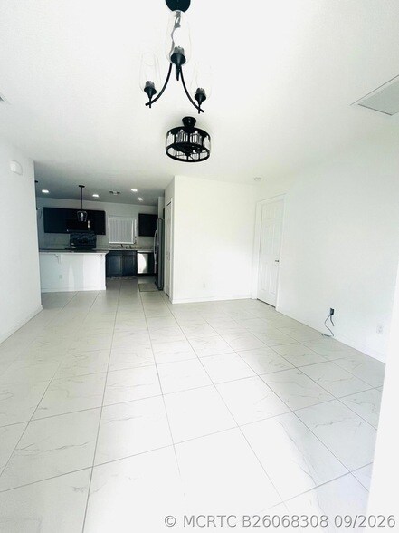 Foto del edificio - 5113 Sunset Blvd