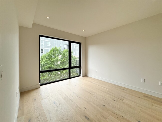 Building Photo - 1 Nevins Hill Way