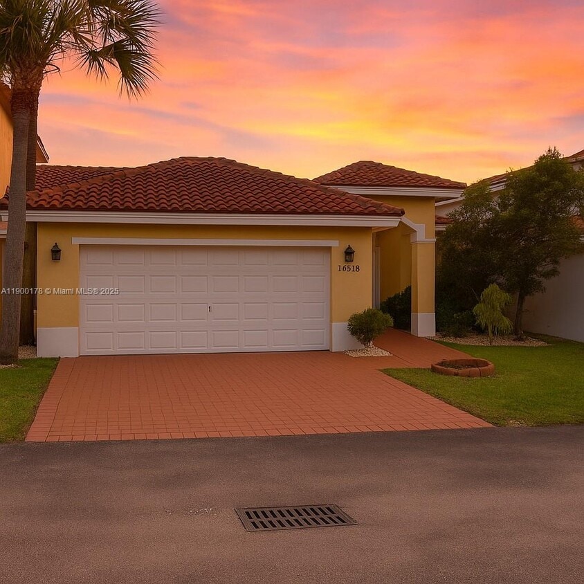 Foto principal - 16318 SW 45th Terrace