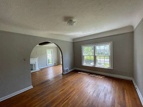Building Photo - 3673 Staunton Rd