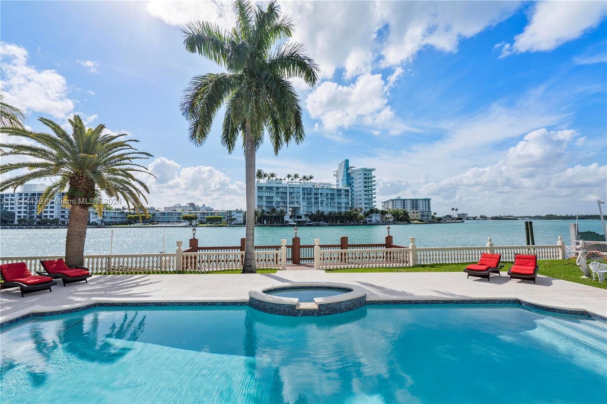 Foto principal - 166 Bal Bay Dr