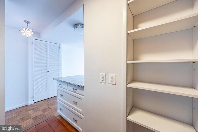 Foto del edificio - 1311 Delaware Ave SW