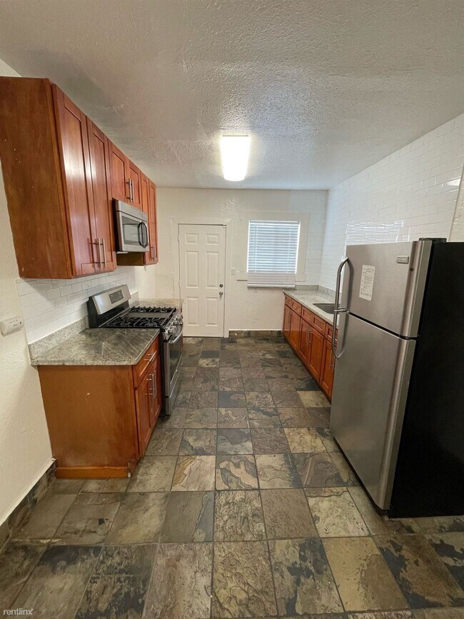 Foto del edificio - 3 br, 2 bath House - 1689 13th St