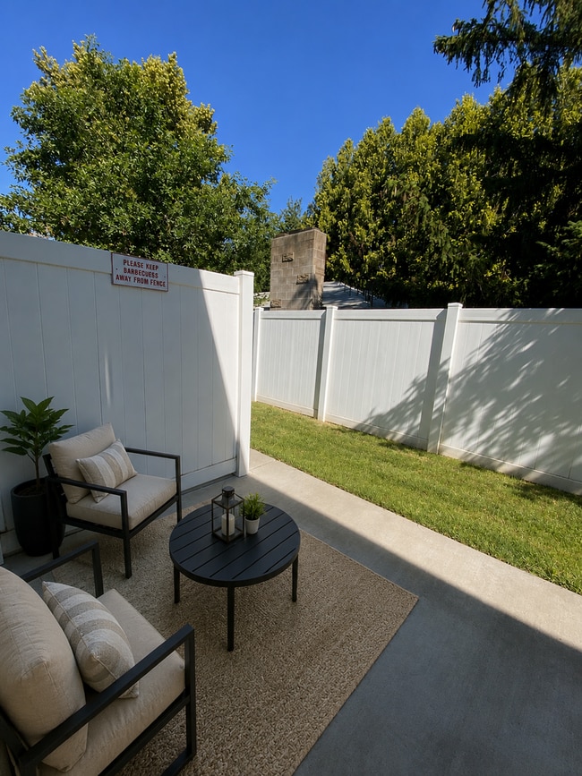 Building Photo - Skip Shared Laundry—Upgrade Your Lifestyle! he Yakima Home You've Been Waiting For.