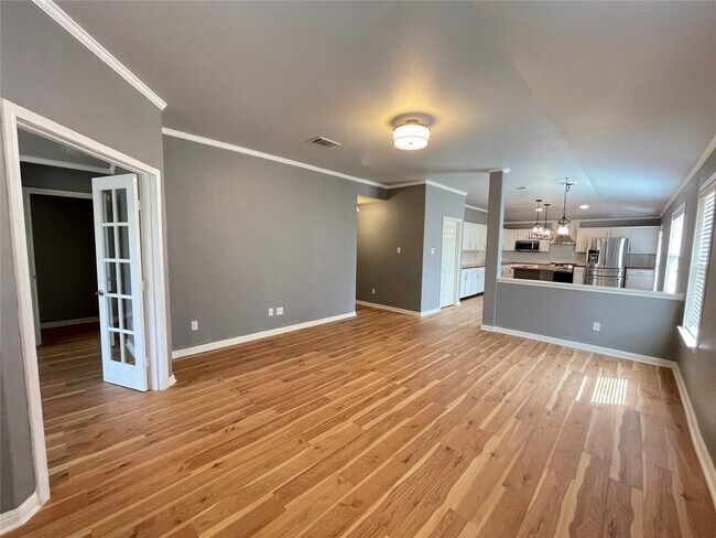 Foto del edificio - 600 Lakemont Dr