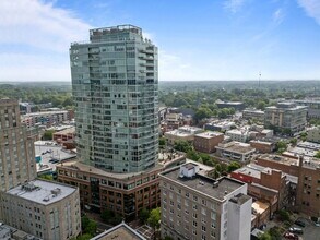 Building Photo - 110 Corcoran St