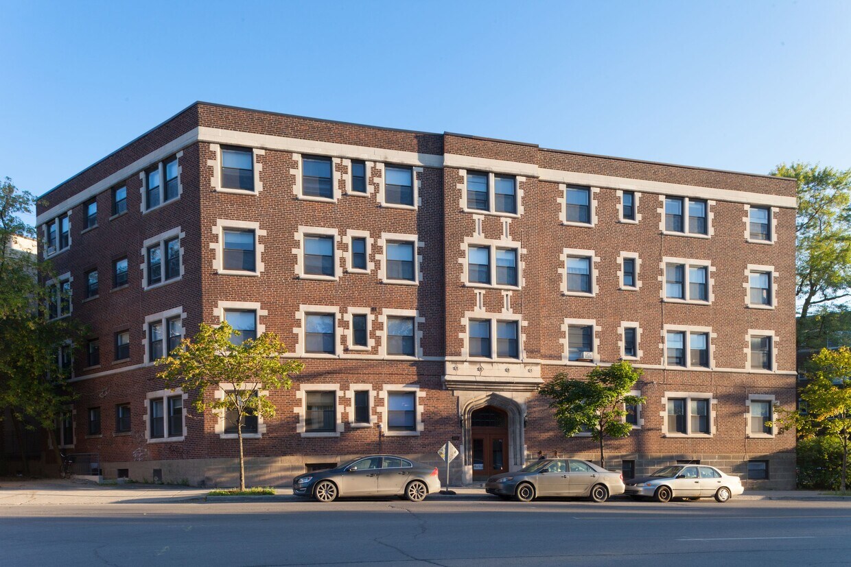 Primary Photo - 5530 Chem. de la Côte St Luc