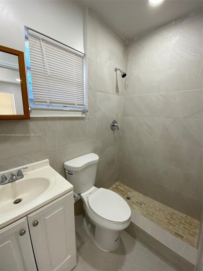 Foto del edificio - 600 NW 116th Terrace