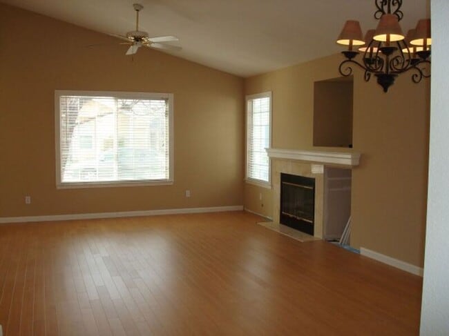 Building Photo - 6777 Alamar Way