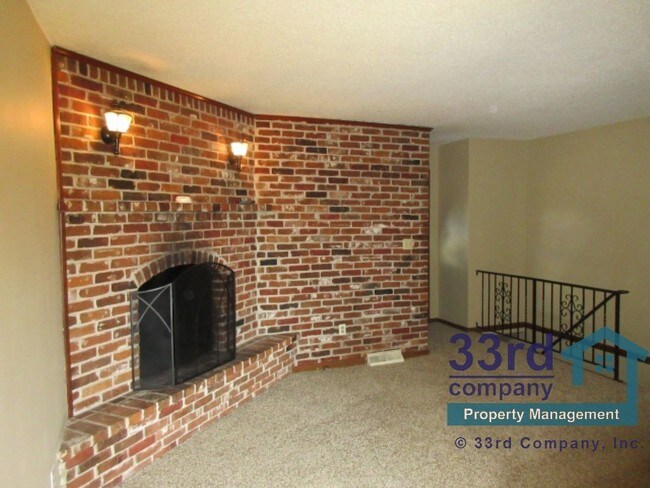 Building Photo - 7501 Hawthorne Ave