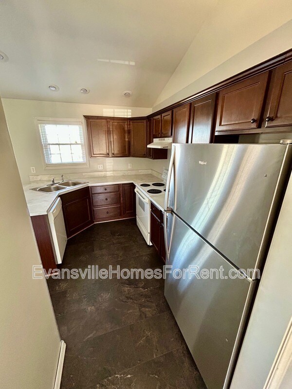 Foto del edificio - 2306 Jewel Ct