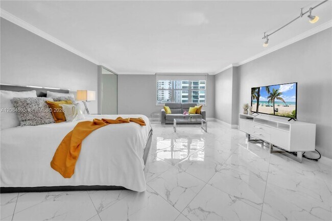 Foto del edificio - 2501 S Ocean Dr