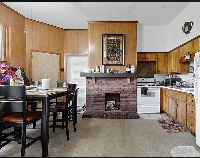 Open View of Kitchen and Dining Room Areas - 1959 Crafton Blvd