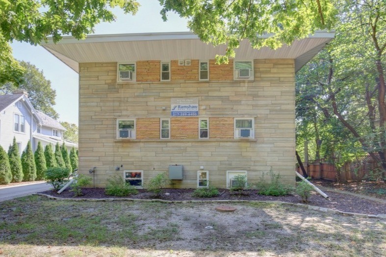 Primary Photo - 509 W Main St