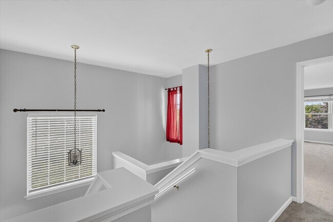 Foto del edificio - 533 Cherry Hill Ct