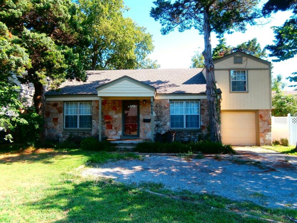 Primary Photo - 5940 NW 42nd St