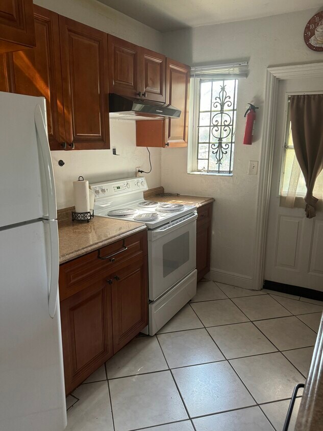 Kitchen - 250 NW 102nd St