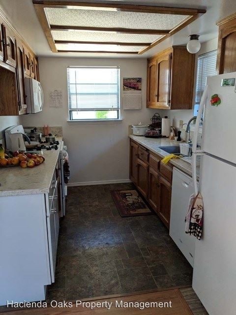 Building Photo - 2 br, 1.5 bath House - 311 Lolita Apt. I