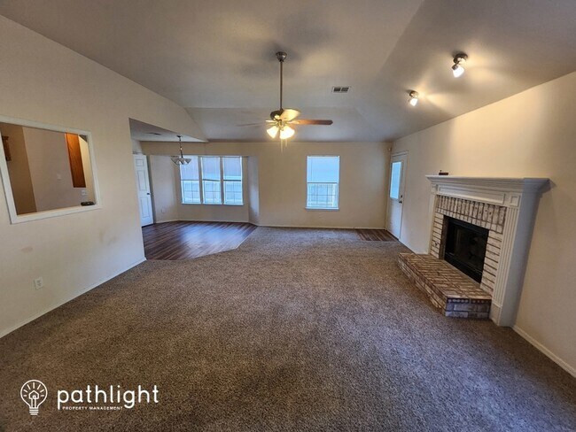 Building Photo - 11722 S Gum Avenue, Jenks, OK, 74037