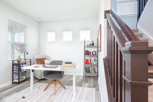 Building Photo - 10848 Sablecliff Wy