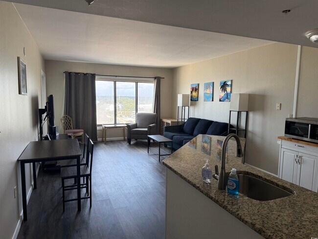 Foto del edificio - 1605 S Ocean Blvd