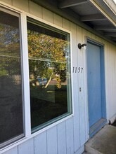 Building Photo - 1157 Picture St