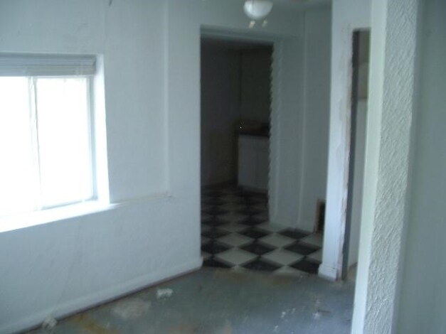 Building Photo - 1732 Bellefontaine St