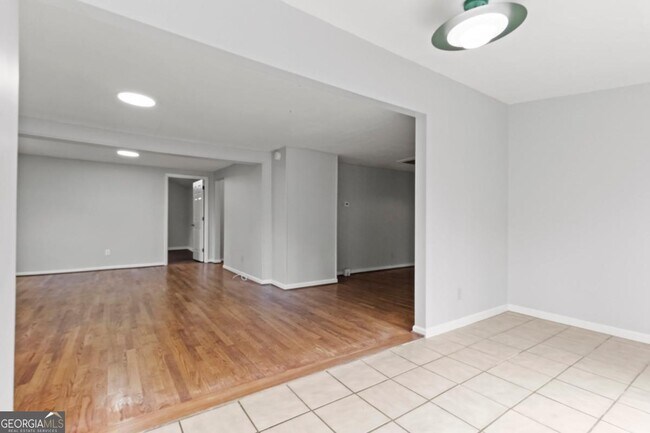 Foto del edificio - 2312 Wayside Dr