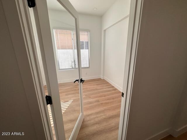 Building Photo - 389 W Fairway Pl