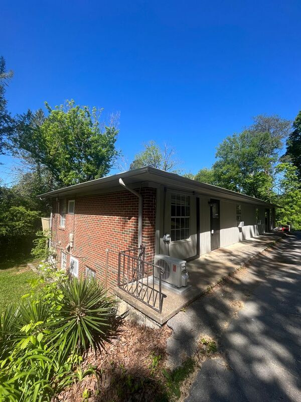 Foto del edificio - 5727 N Morgan Ln