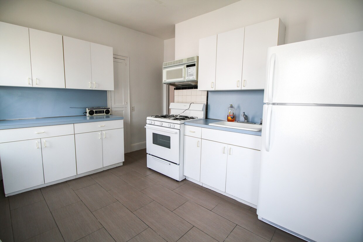 Foto principal - 688 Lorimer St