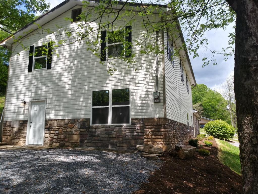 Primary Photo - 3710 B Browder Hollow Rd, Lenoir City