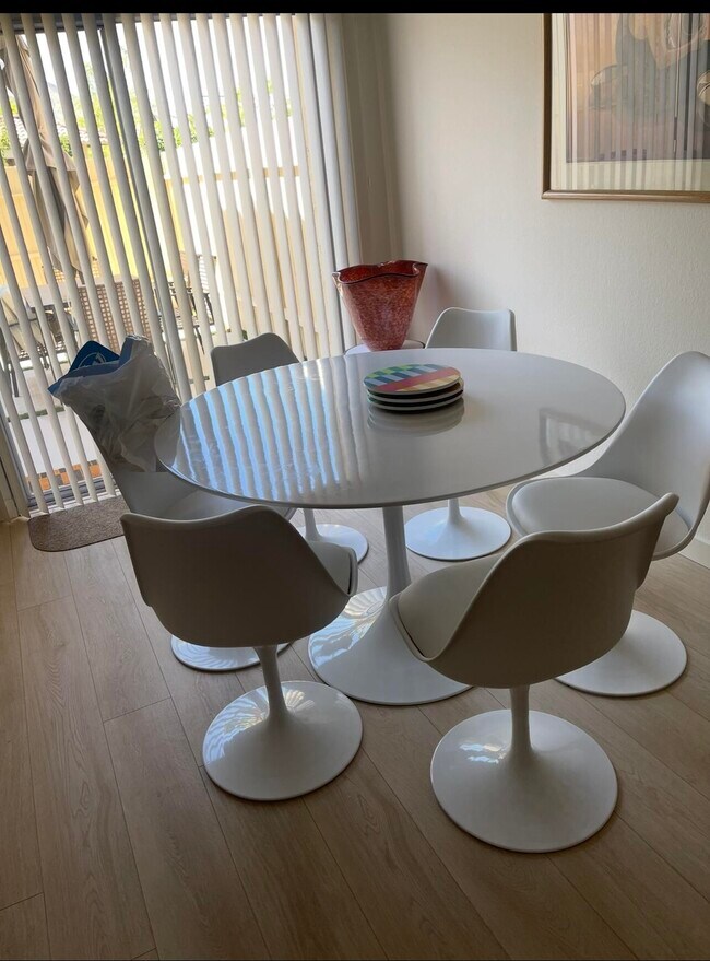 Foto del edificio - 73165 Alice Marble Ln
