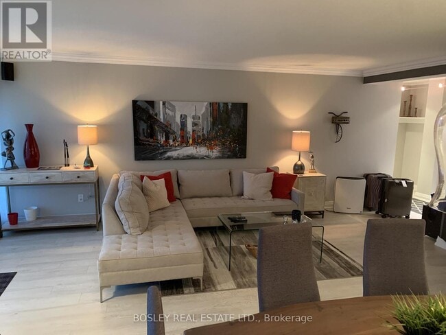 Building Photo - 716 The West Mall