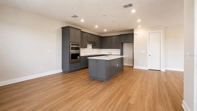 Foto del edificio - 16628 Silver Brook Wy
