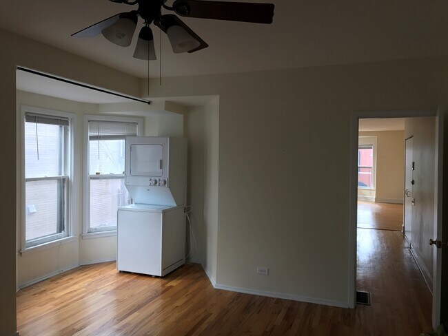 Foto del edificio - 845 W Armitage Ave