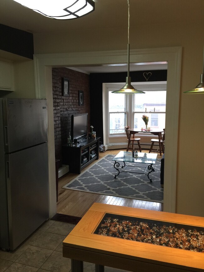 Foto del edificio - 376 Madison Ave