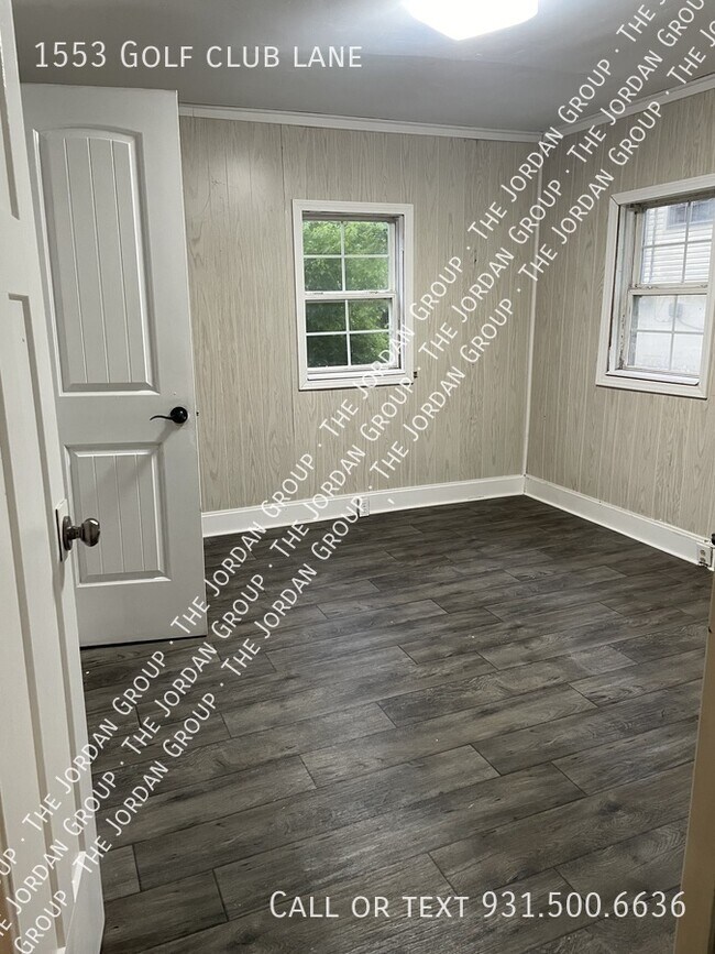 Building Photo - 1553 Golf Club Ln