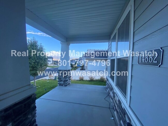 Building Photo - 14882 S Lower Bnd Dr