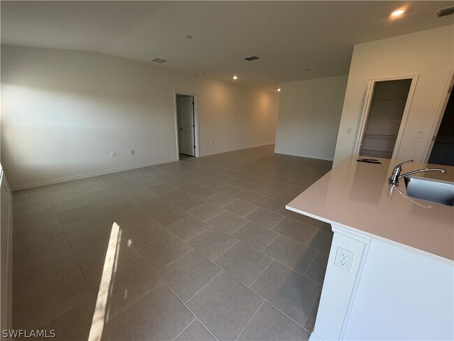 Foto del edificio - 3809 20th St SW