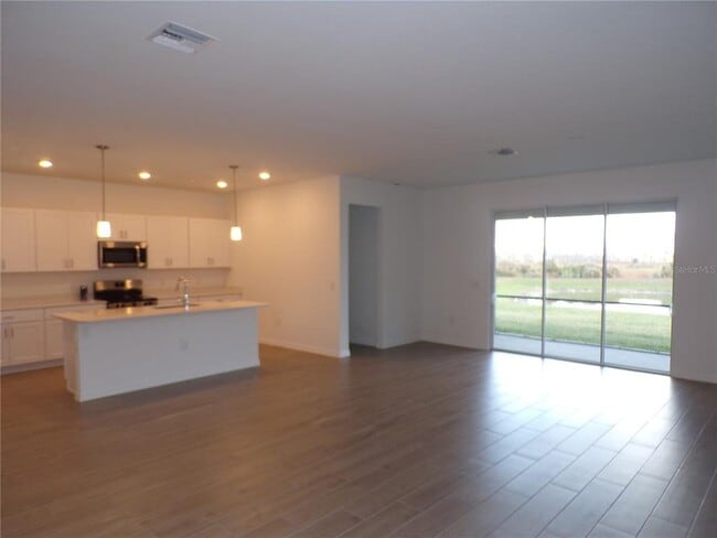 Foto del edificio - 11369 Willowleaf Blvd