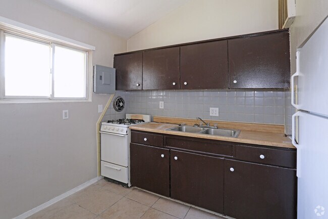Building Photo - 1041 Neville Ave